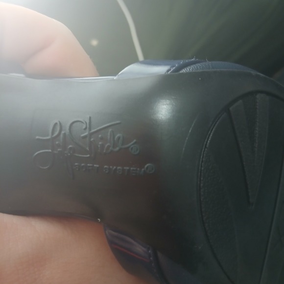 LifeStride Soft System Womens Navy DOrsay Pumps Heels Shoes Size 6.5 Wide - Picture 7 of 10